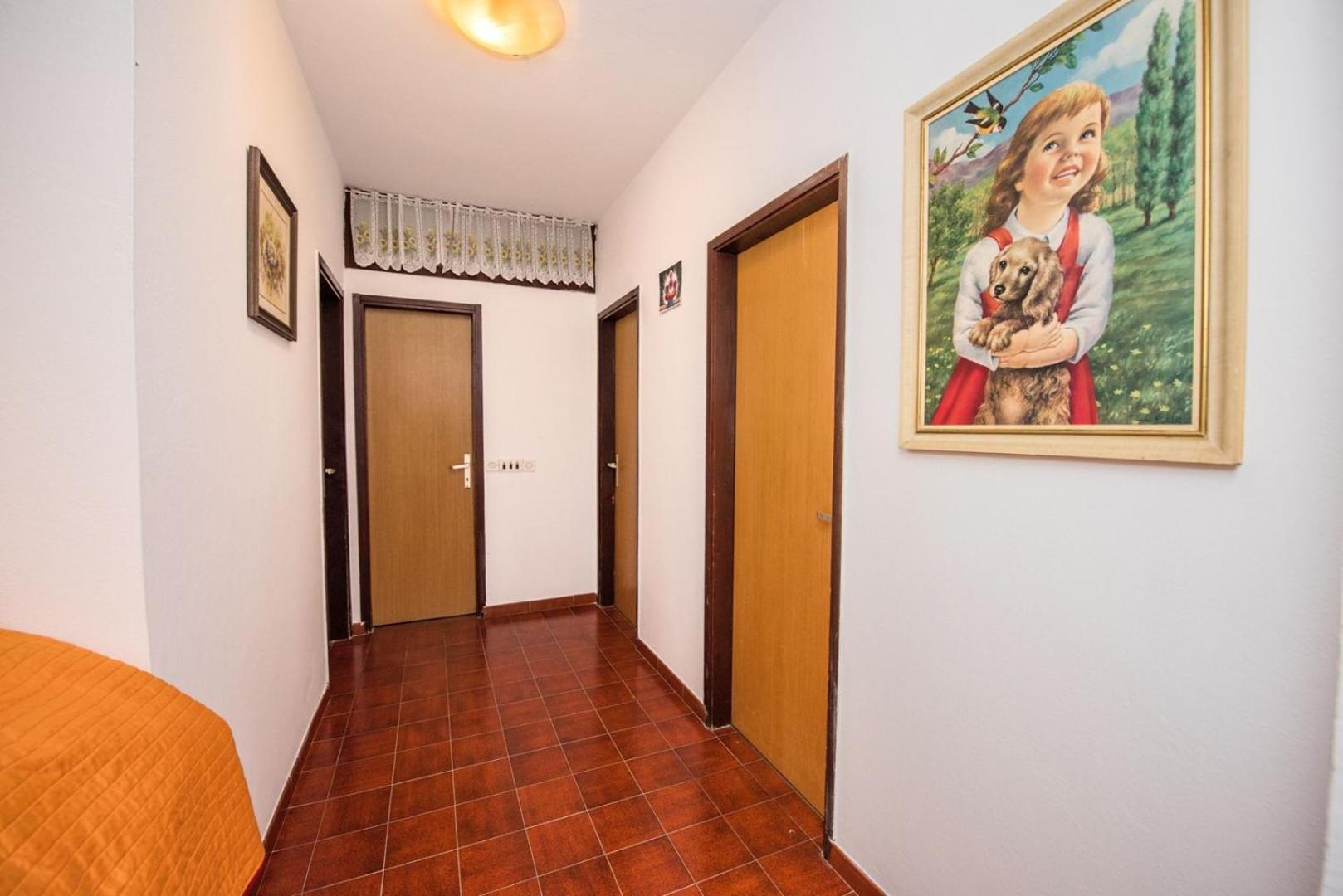 Two Bed Rooms Fortuna Near The Beach 포레치 외부 사진